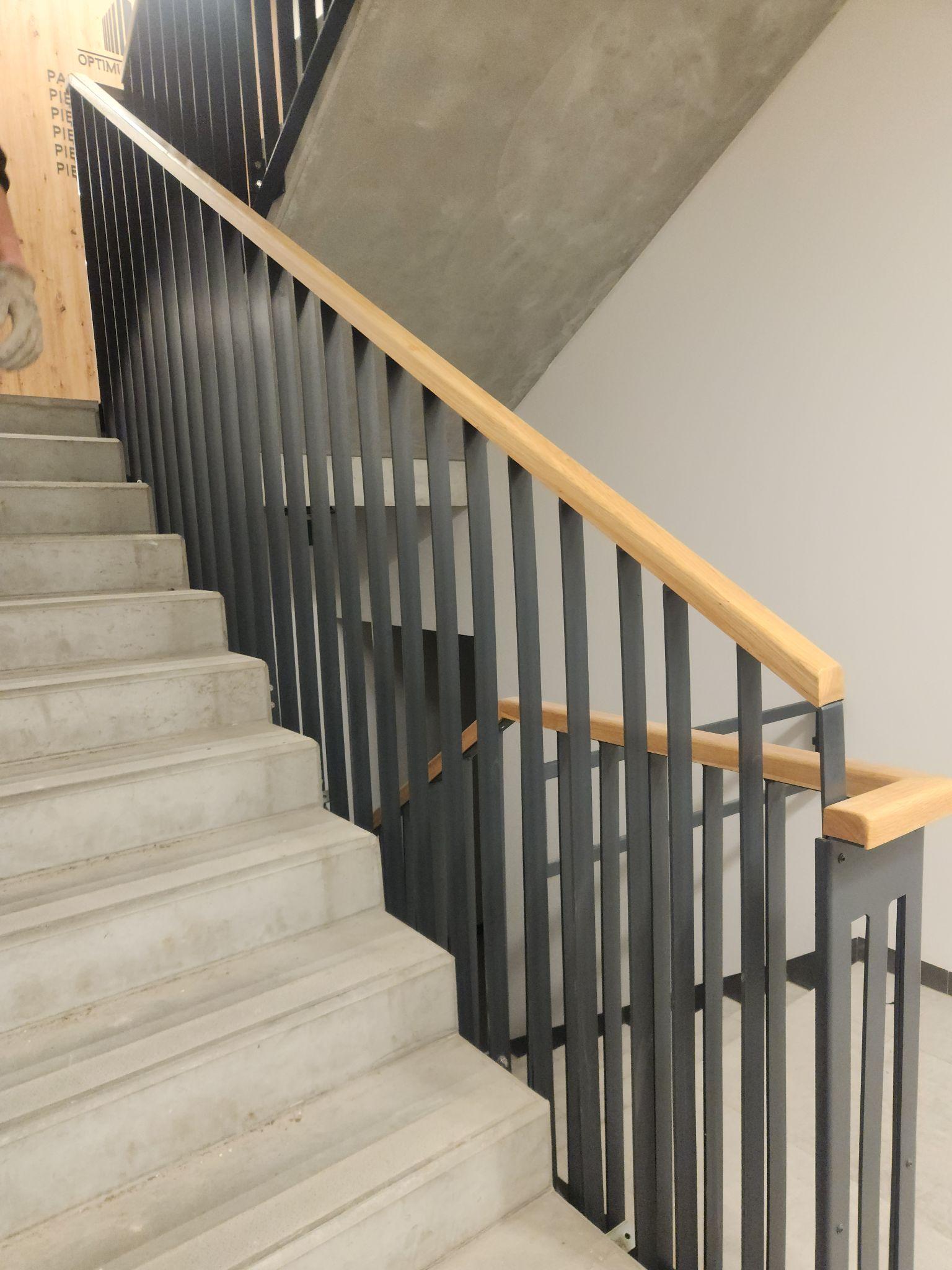 balustrada-metalowa-projekt-wykonany-w-lodzi